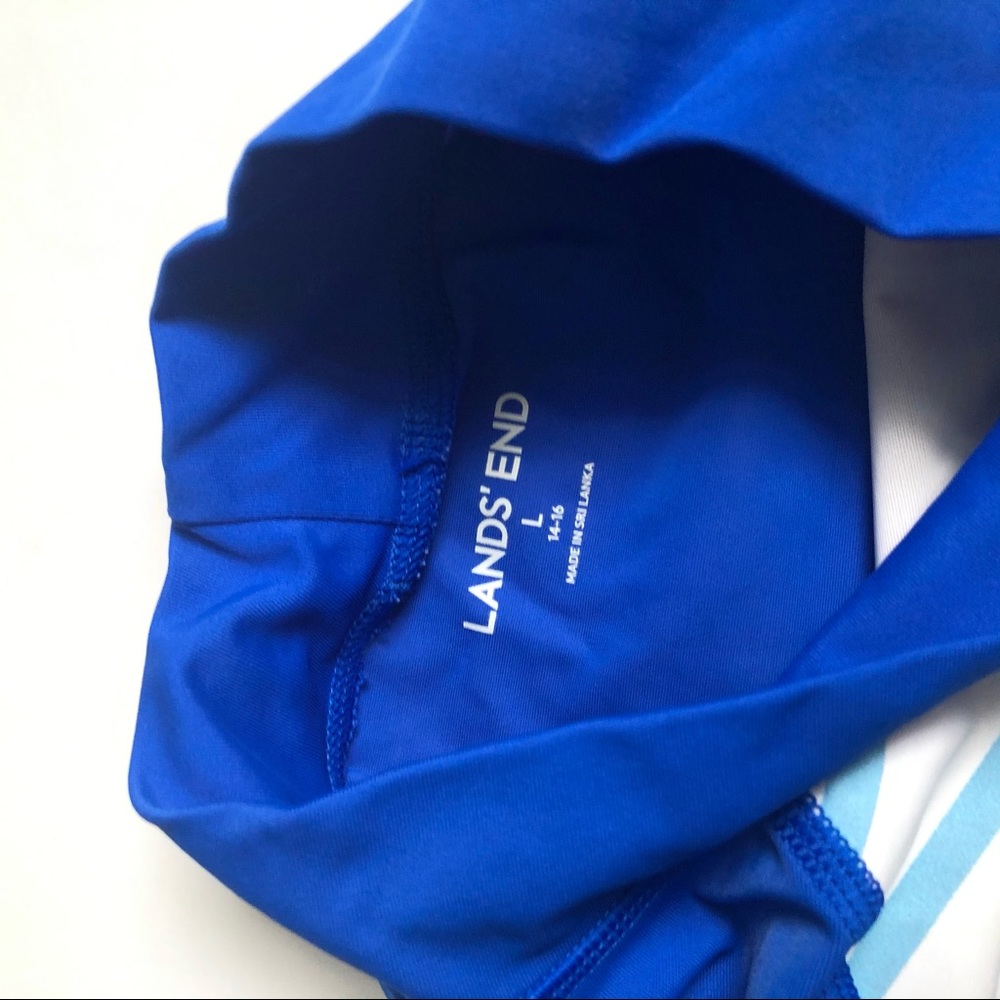 Lands’ End Boys Rashguard - Picture 3 of 4